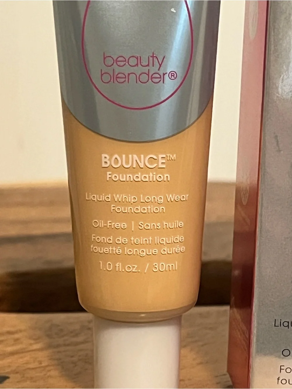 beautyblender lightweight liquid